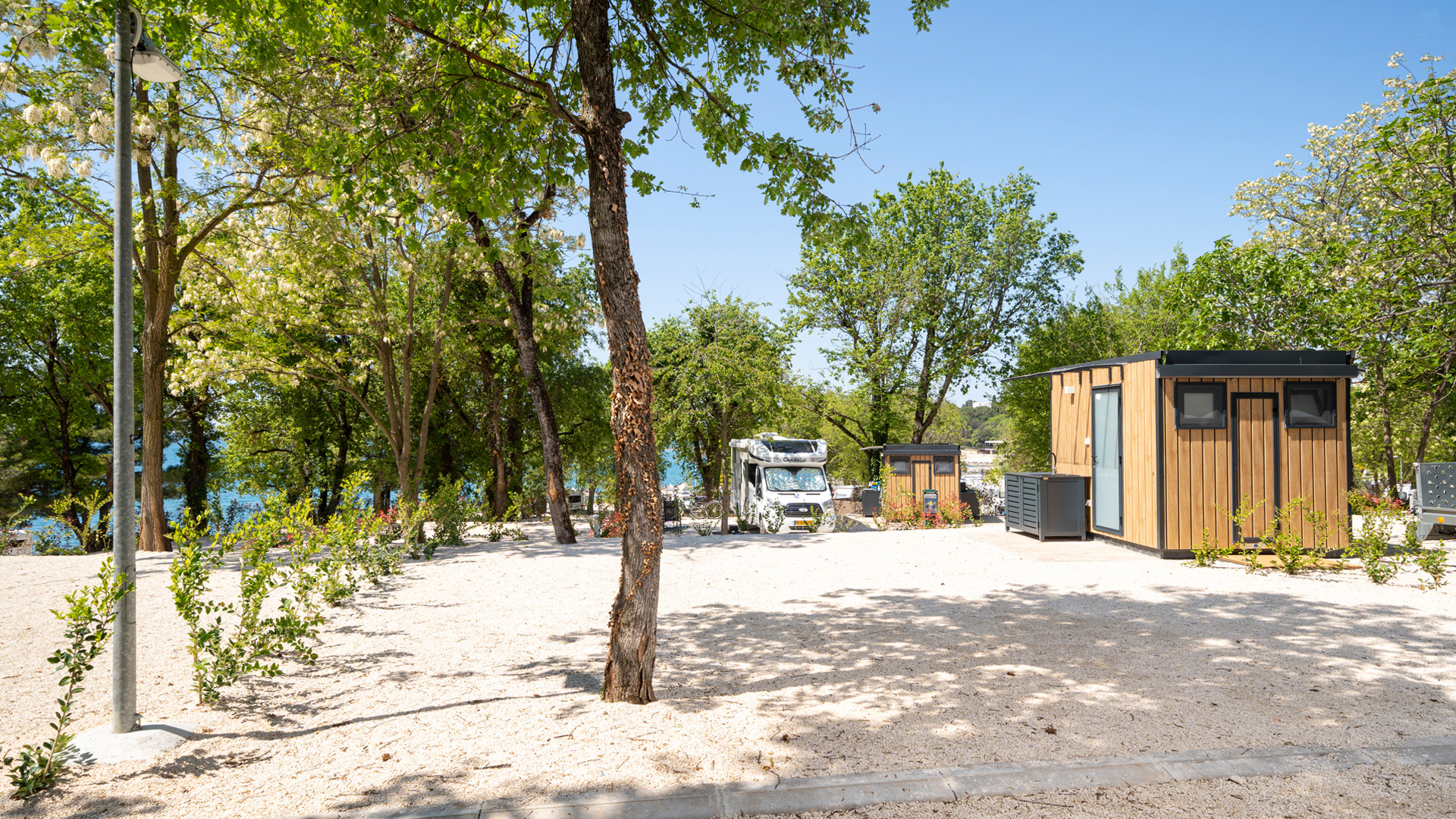 zelena laguna superior mare pitch with bathroom sppb 7 (6)