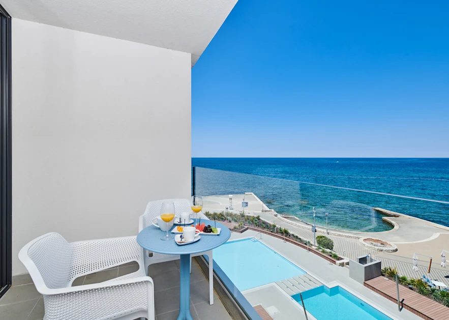 hotel-sipar-plava-laguna-premium-room-with-balcony-sea-view