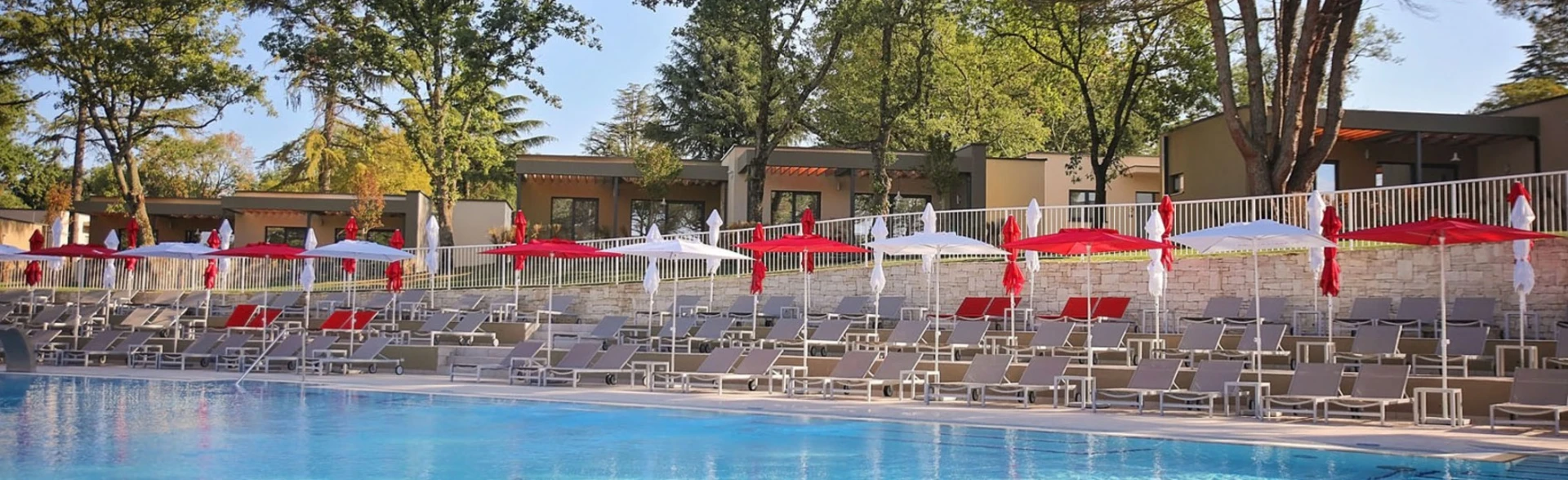 Intended for families or groups of friends, Apartments Park are single story apartments nestled in a lush Mediterranean park. Guests enjoy all of the modern comforts from spacious
double bedrooms, to open plan living rooms and fully equipped kitchens. Enjoy an al fresco breakfast on a terrace, run to the beach or a pool for a refreshing swim, before spending the day with
your kids exploring the nearby waterpark and all of the pools and playgrounds Park Resort has to offer. Rent bikes and go exploring inland. Go snorkeling at the beach or join a diving school in
nearby Plava Resort - there are some pretty exciting diving sites around Istria, all reachable within a day: a WW2 plane, a 1920 shipwreck, to name a few. Istria is so packed with things to do
and see; you'll have to come back a few times before you've done it all: bird-watching at ornithological reserves, sailing trips, hiking trails - it is just up to you to choose what kind of
holiday you want. Poreč is but a short walk away, along with a seaside promenade flush with cafes and restaurants, so you can stop whenever you feel like it, grab lunch or a drink, enjoy the
view and relax.