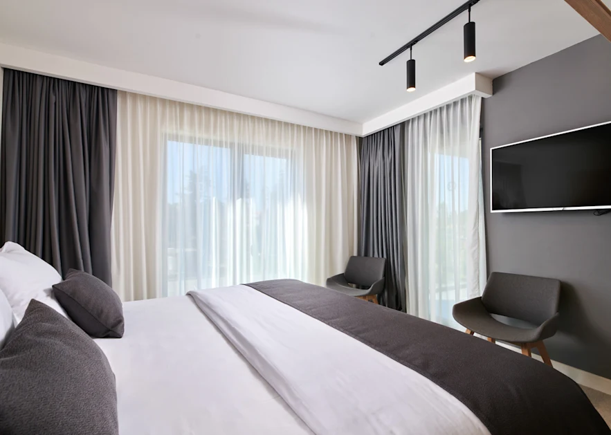 hotel-park-plava-laguna-suite-with-balcony-park-side-1