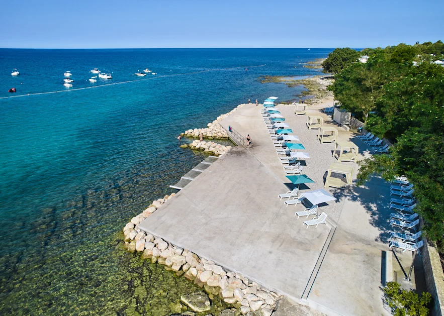 camping-park-umag-pools-beaches-canova-beach