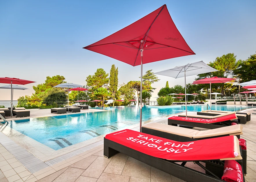 hotel-parentium-plava-laguna-outdoor-swimming-pool-3