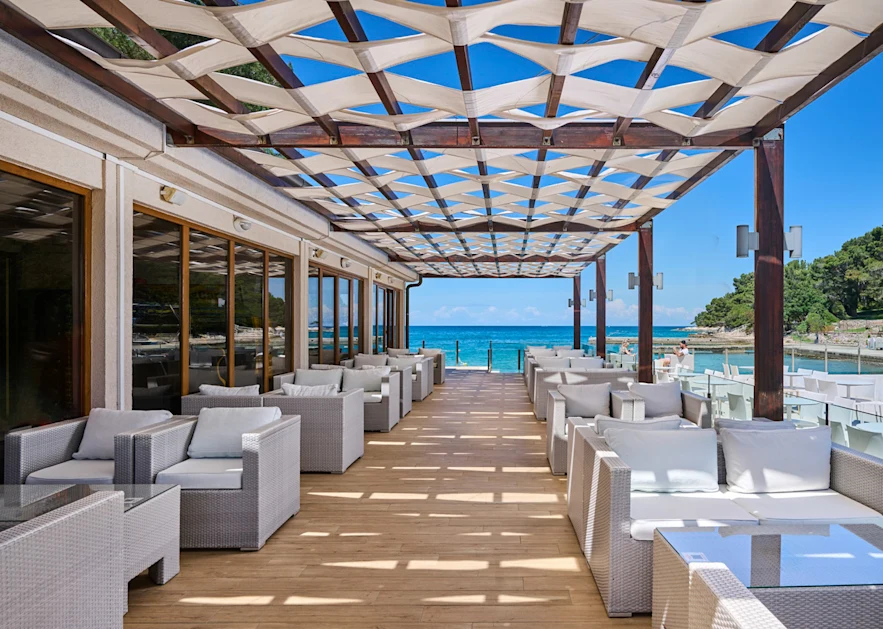 Apartments Galijot Plava Laguna bar