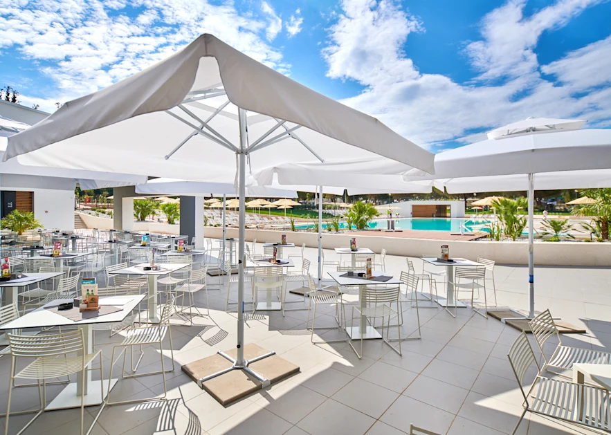 camping-stella-maris-overview-restaurants-bars