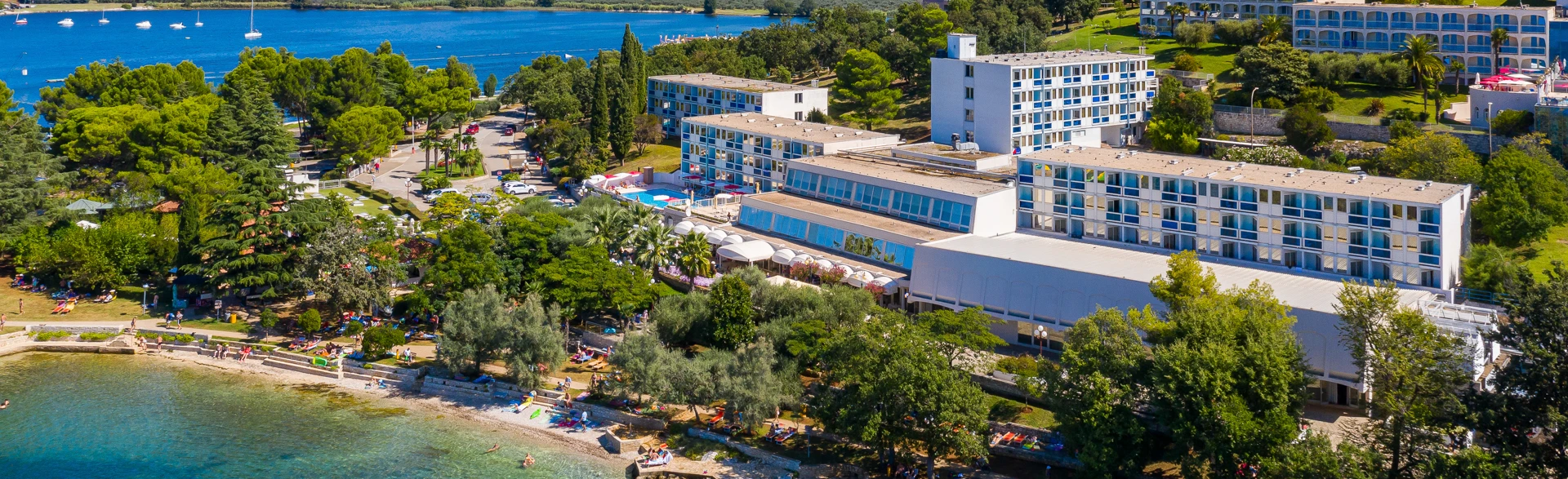 hotel plavi main