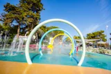 hotel-sipar-plava-laguna-lifestyle-punta-pool-2