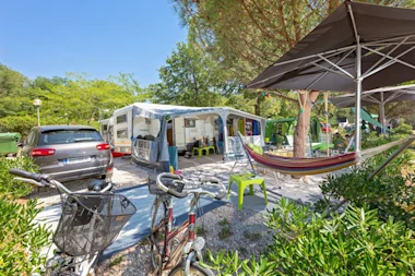 IstraCamping Camping Bijela uvala Luxury pitch zone G LPG (1)