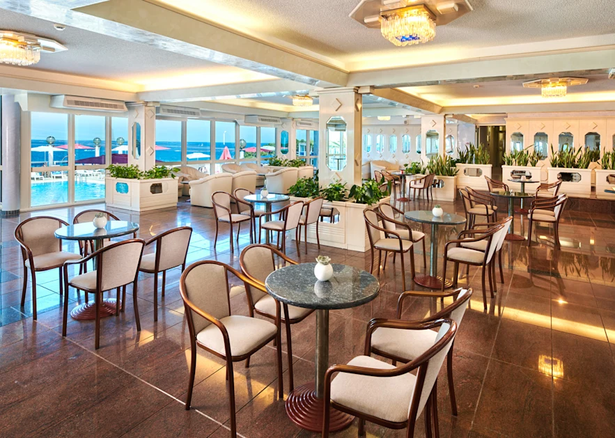 hotel-gran-vista-plava-laguna-reception-lobby