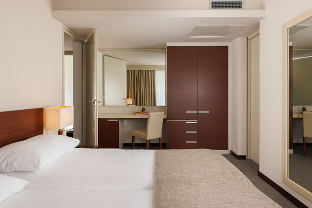 Hotel Albatros 2025 Suite with balcony U3B (4)