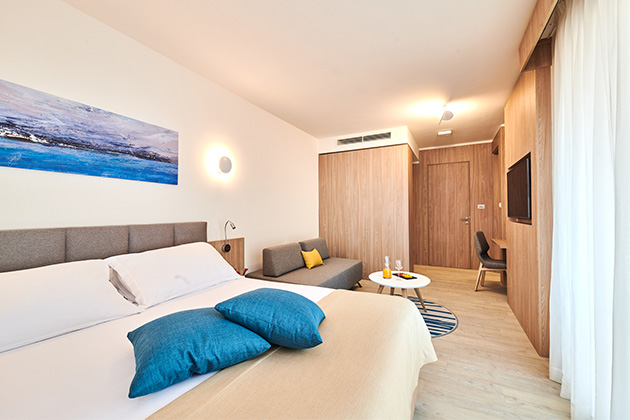 Garden Suites Umag Plava Laguna 2018 Superior room park side Family F4BPG (6)