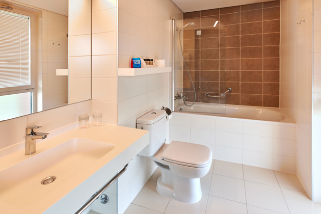 Hotel Molindrio Superior room with balcony park side - extra bed