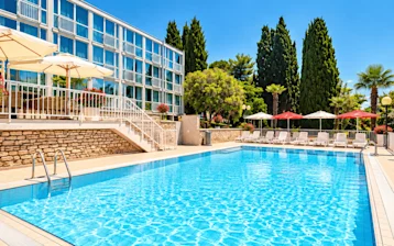 hotel zorna pools