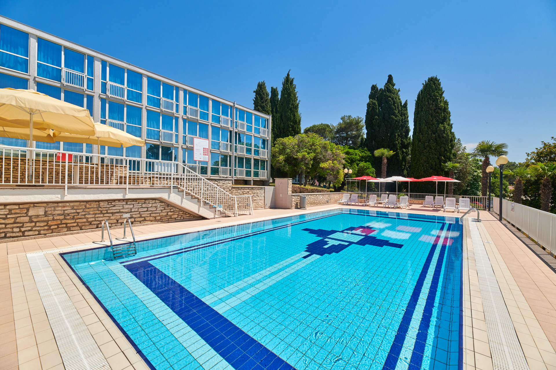 hotel zorna pools