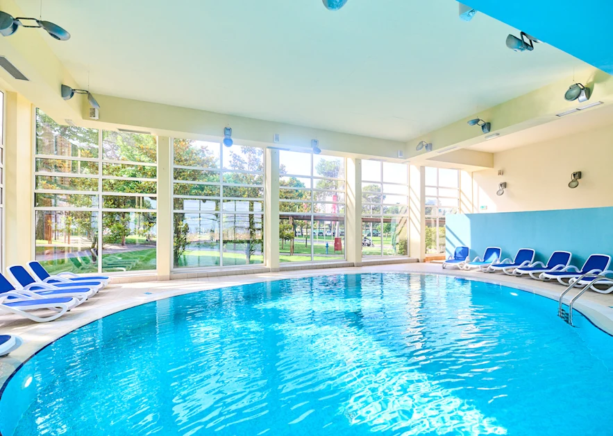 garden-suites-umag-indoor swimming pool