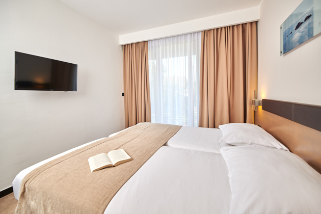 Hotel Molindrio Plava Laguna Suite with balcony - U3B (2) (1)