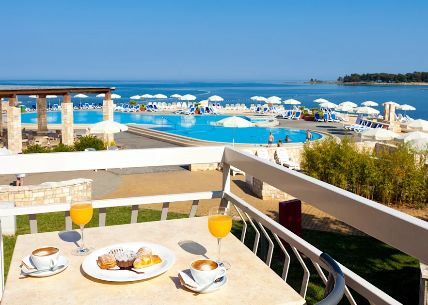 apartments-amfora-pava-laguna-stella-maris-resort-amfora-pool-view