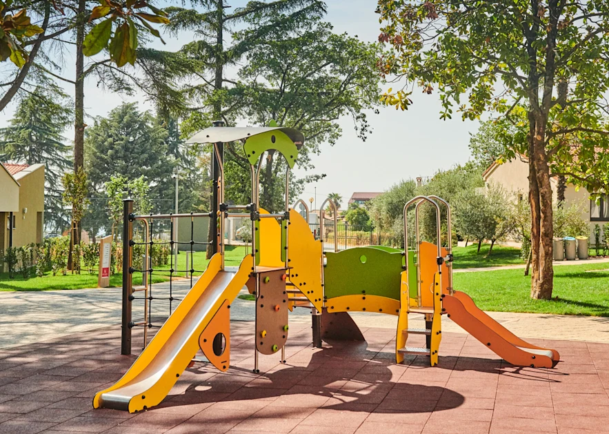 apartments-park-plava-laguna-playground