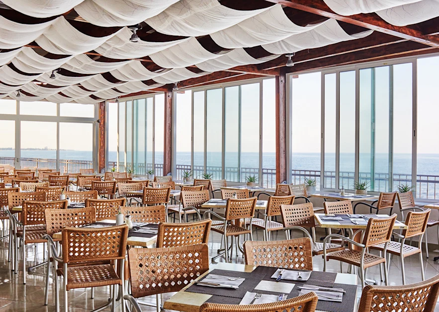 apartments-savudrija -plava-laguna-restaurant-moj-mir