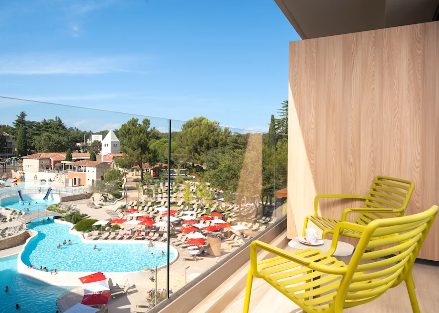 Hotel Garden Istra Plava Laguna 2026 balcony pool side (6)
