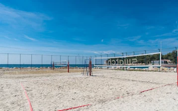 istrian-villas-plava-laguna-volleyball-court