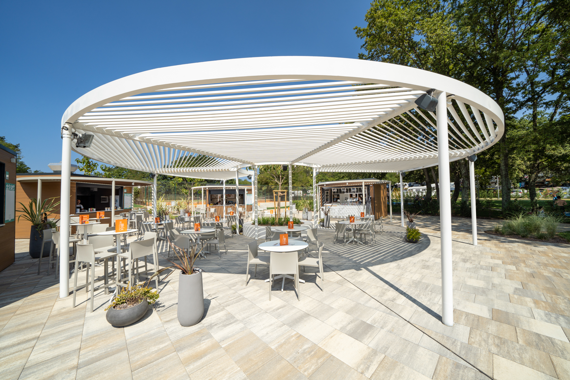 camping-bijela-uvala-restaurants-bars