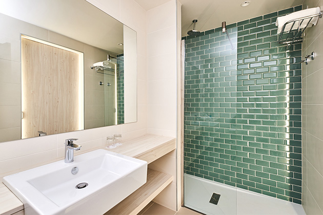 Hotel Sipar Plava Laguna 2017 Suite sea side with balcony U4BM (8)