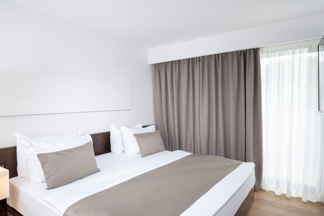 Parentium - Suite with balcony Parkside (2)