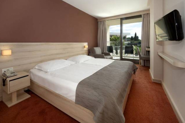 Hotel Materada Plava Laguna Suite with balcony sea view U3BM-1