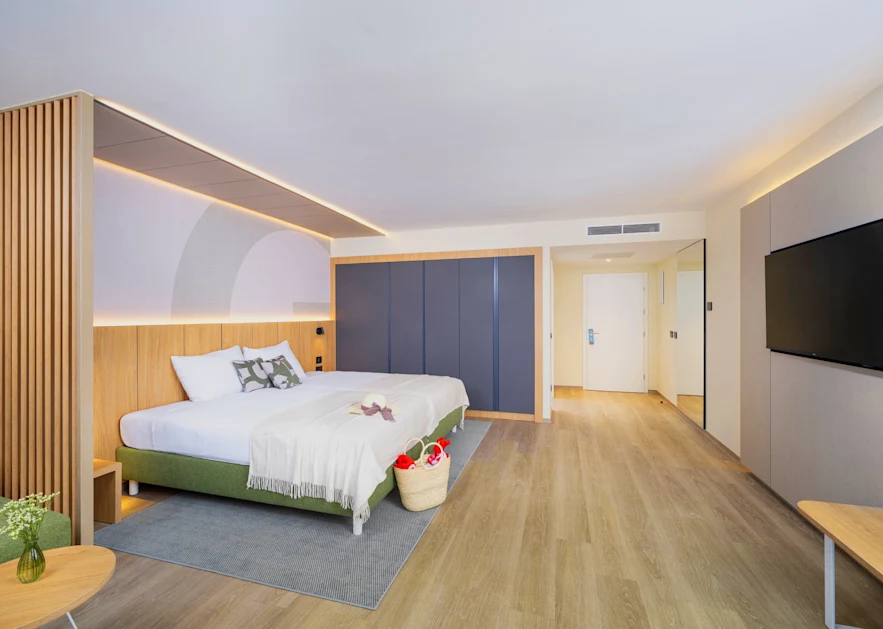 Hotel Garden Istra Superior room with balcony pool side Family (5)