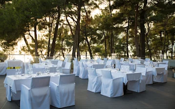 wine dinners setup