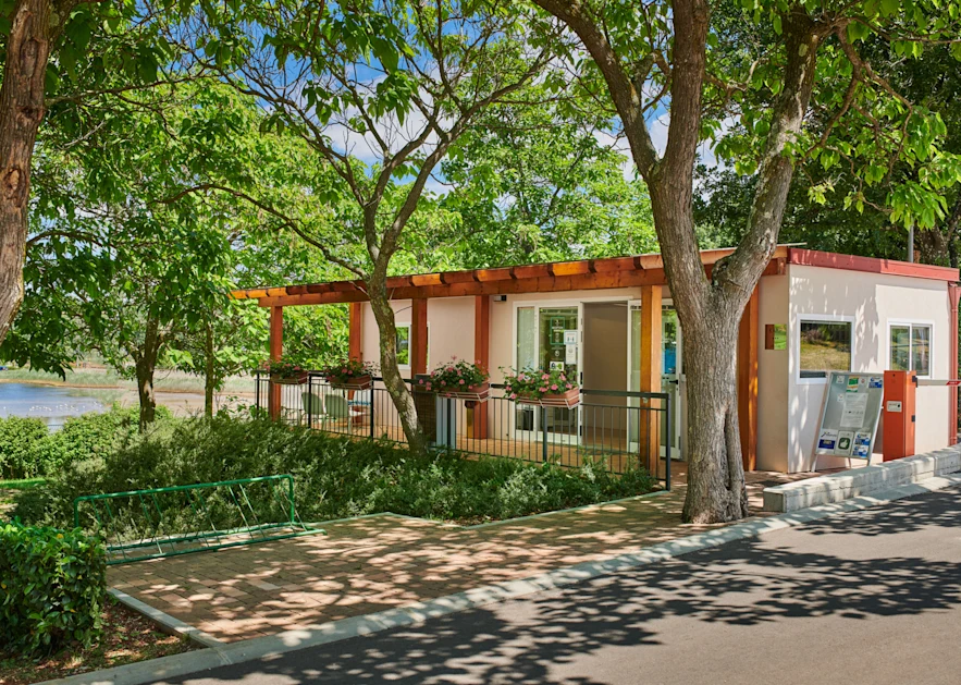 Istra Camping Camping Puntica Reception Entrance