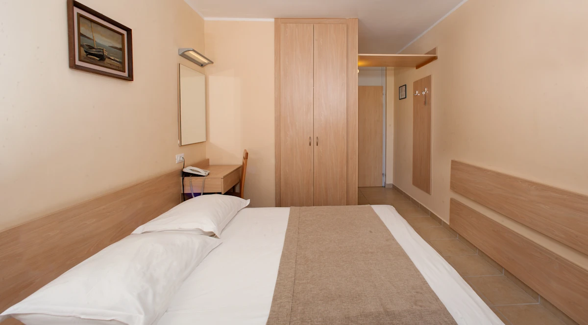 hotel-delfin-plava-laguna-classic-room-with-balcony