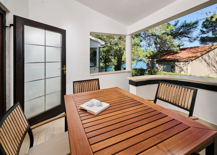 apartments-galijot-plava-laguna-classic-apartment-for-4+1-person-3
