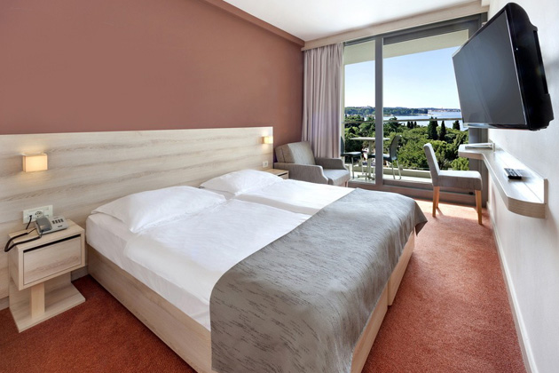 Superior Zimmer mit Balkon Meerblick - Zustellbett
