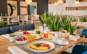 Hotel Pelegrin Calm breakfast