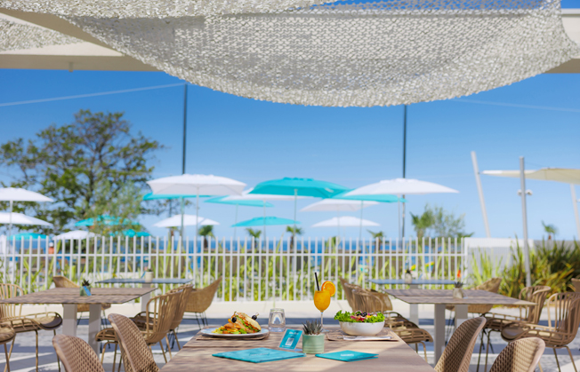 Camping Bijela Uvala - Restaurants and bars