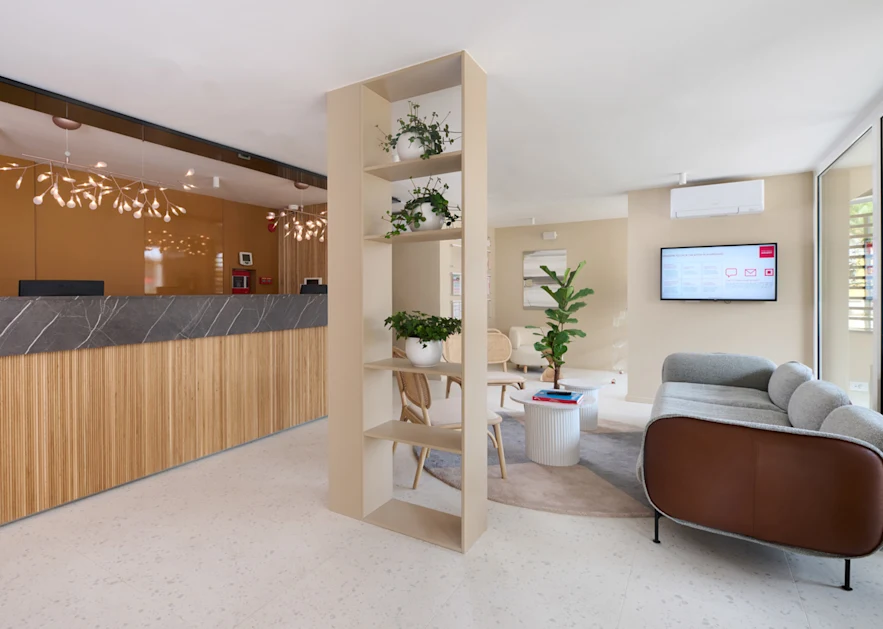 apartments-bellevue-plava-laguna-reception