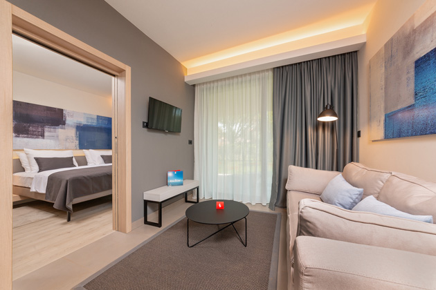 Garden Suites Park Superior Garden Suite with balcony park side 2