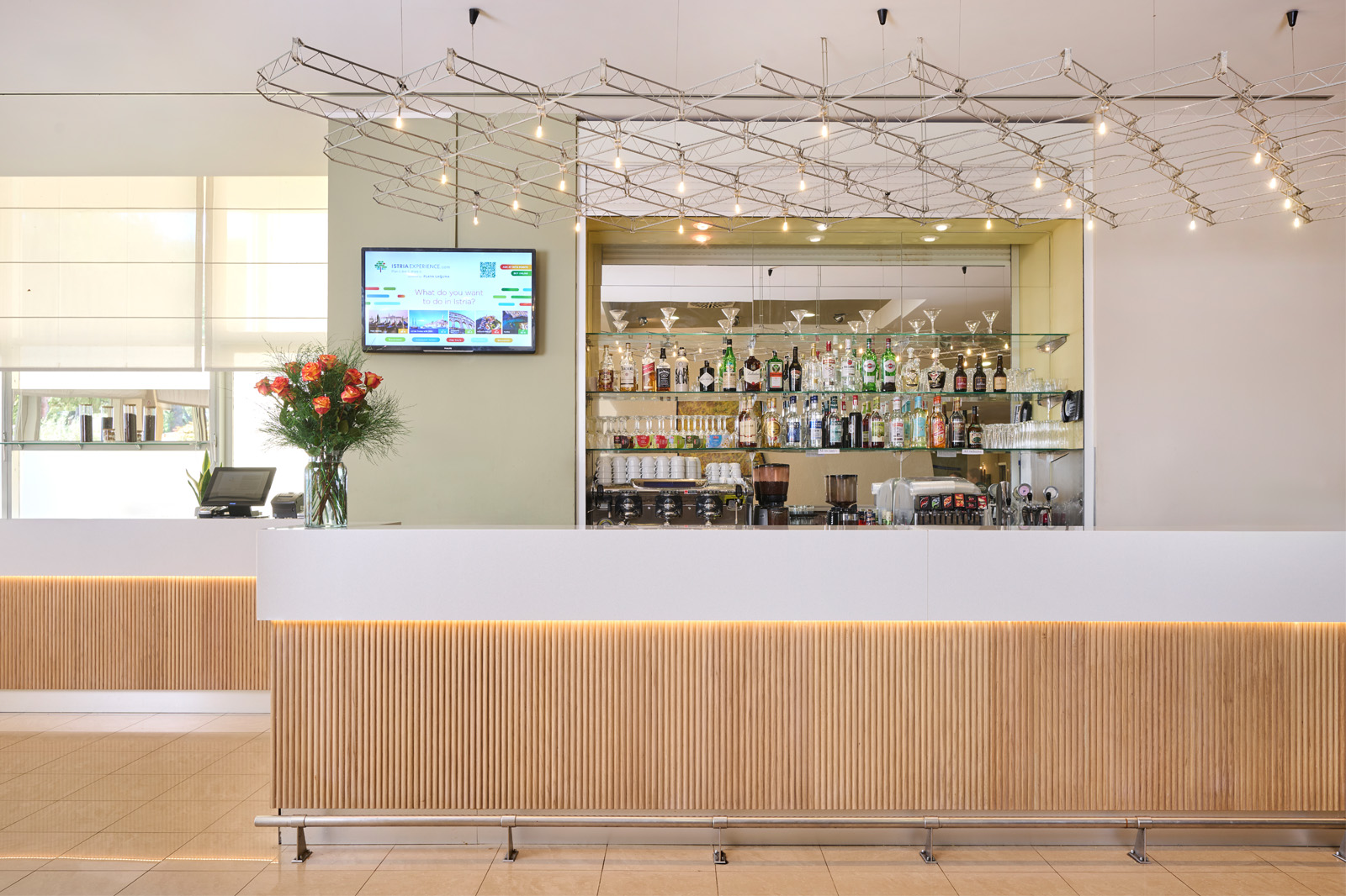 0000 Plava Laguna Hotel Aurora Bars and restaurants 2025 Lobby Bar (3)