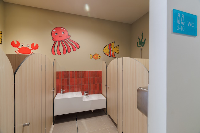 Camping Bijela Uvala 2026 IC sanitary facility SČ8 children 652x435