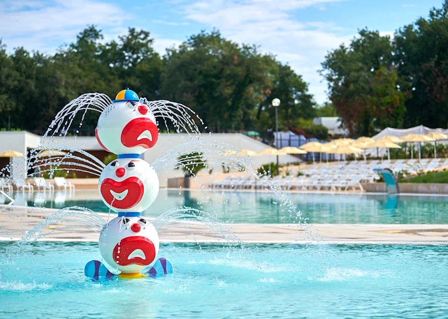 camping-stella-maris-overview-pools-beaches-pool