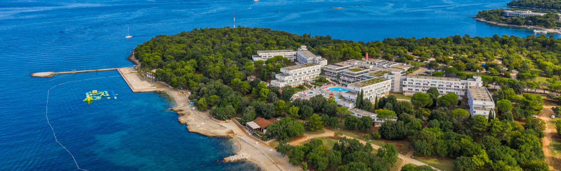 Hotel Delfin- Location