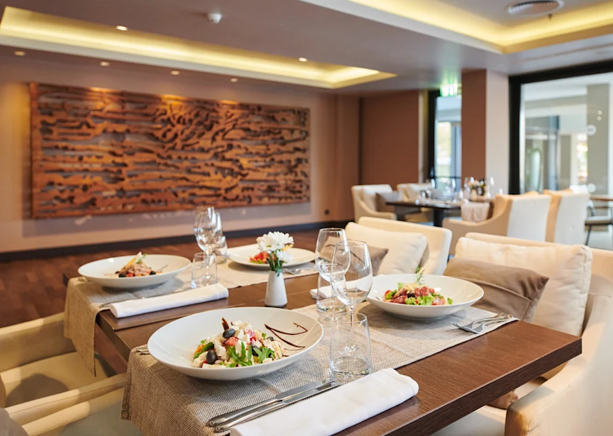 hotel-parentium-plava-laguna-restaurant-bacchus