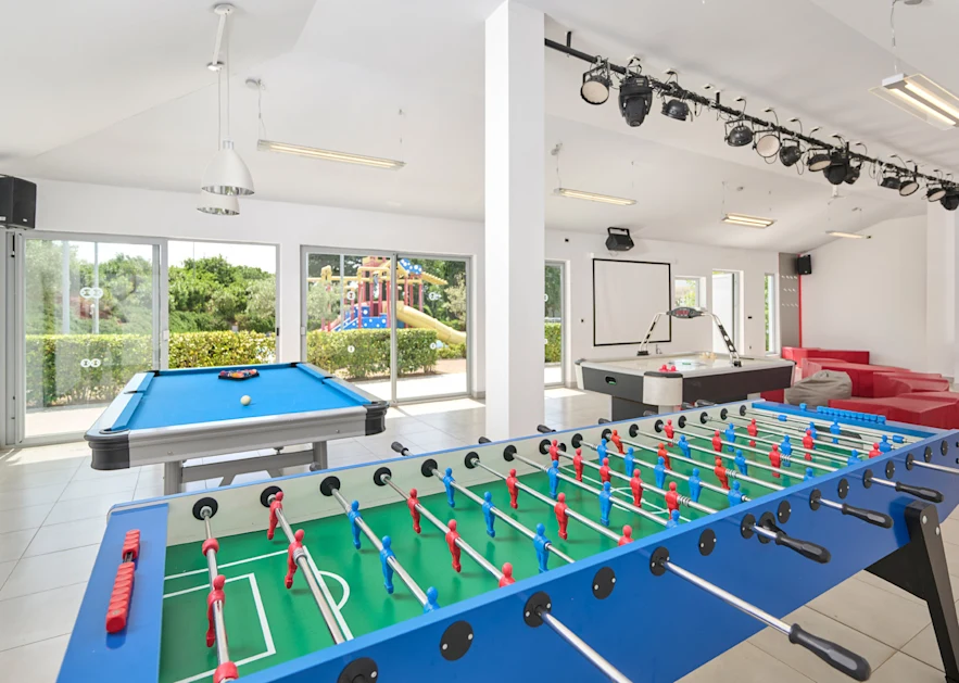 0006 Hotel Gardfen Istra 2025 Teen Club indoor (4)