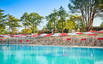 hotel park pools