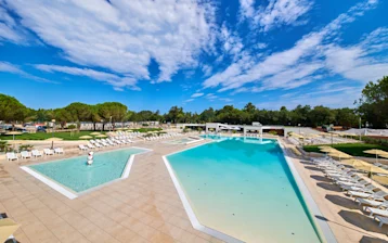 Stella Maris Resort - swimming pools and beaches -Swimming pool Camping Stella Maris