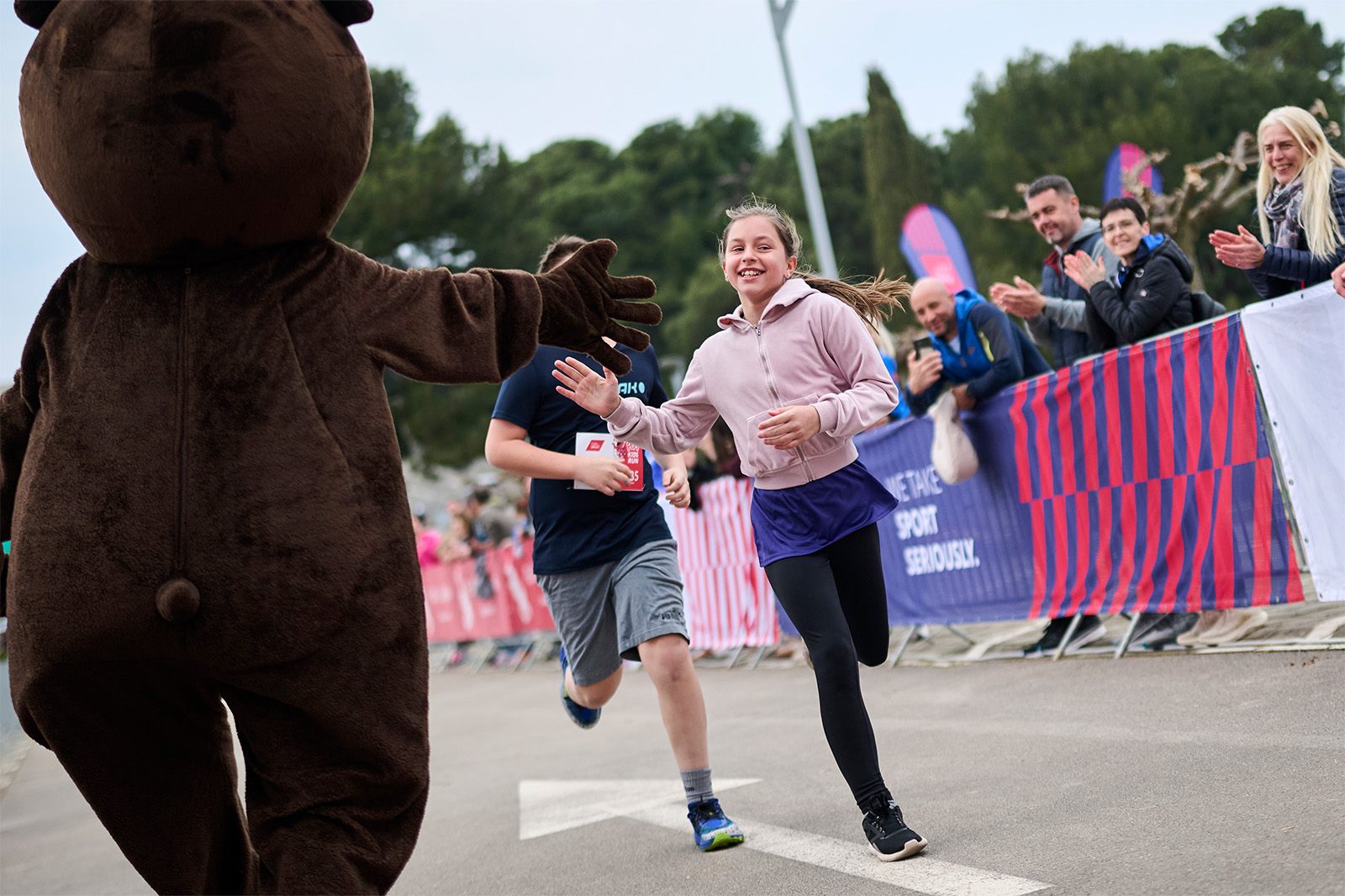 Family run 0005 01 0297