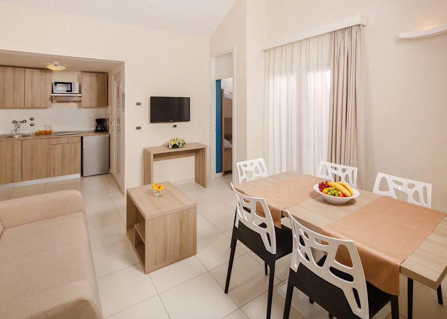 apartments-katoro-plava-laguna-katoro-superior-6-balcony-park-side