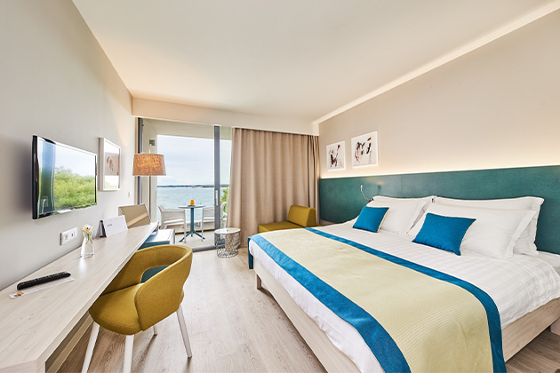 Hotel Sipar Plava Laguna 2017 Premium room sea view with balcony P3BM (2) (1)