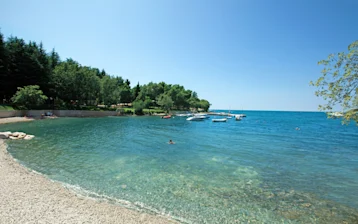Explore - Beaches - Mediteran